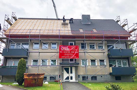 Fassadenverkleidung mit Zinkscharen in Bergisch Gladbach
