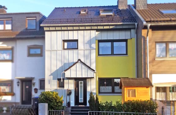 Fassadenverkleidung mit Zinkscharen in Bergisch Gladbach