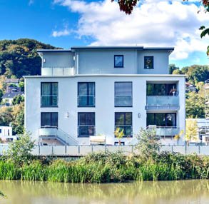 Neubau Dach und Klempnerarbeiten, wie Fallrohre und Regenrinnen in Hoffnungsthal