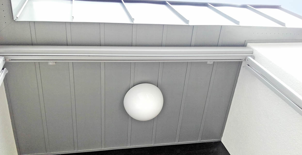 Einschubprofile aus Zink vorbewittert, Einbauspots möglich